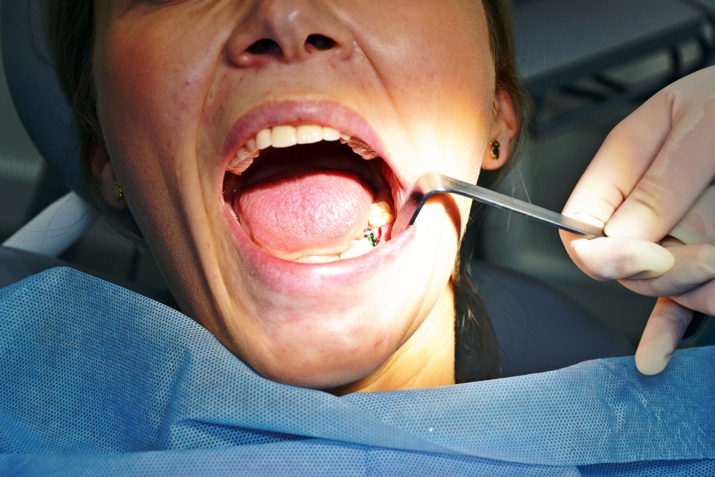 implanty protetyka stomatologiczna białystok